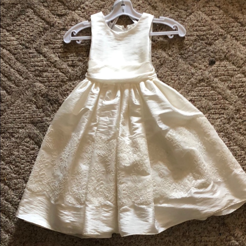 Ivory Sweet Beginnings Dress Size 2